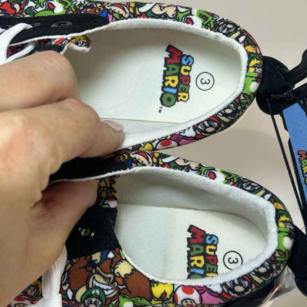 Nintendo Super Mario Graphic Canvas Lace-Up Sneaker Shoes Unisex Youth Size 3 - Picture 7 of 8